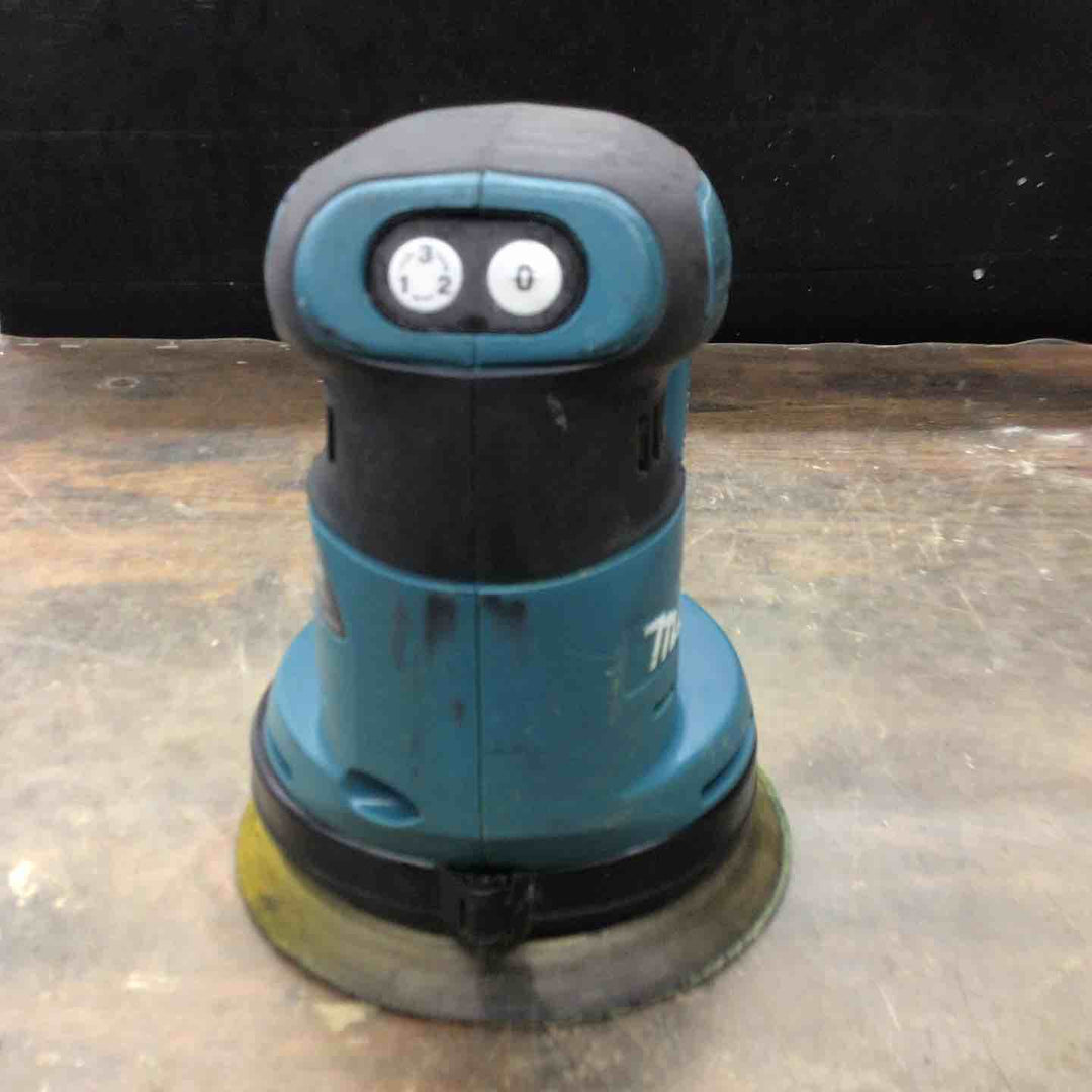 ★マキタ(makita) コードレスランダムオービットサンダ BO180DZ【戸田店】