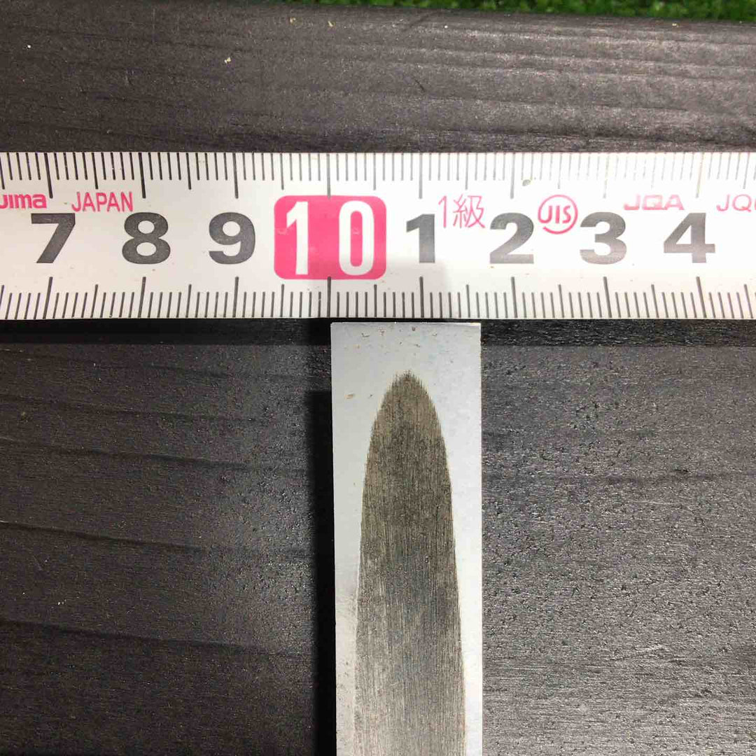 清忠 叩き鑿 全長約275mm 先端幅約15mm 柄の根元に割れあり 【川口店】