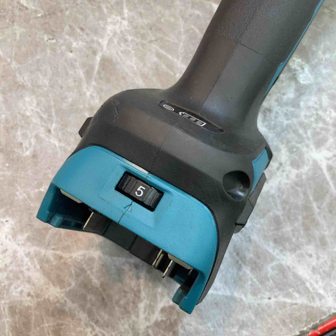 ☆マキタ(makita) 125mmコードレスディスクグラインダ GA518DZ【八潮店】