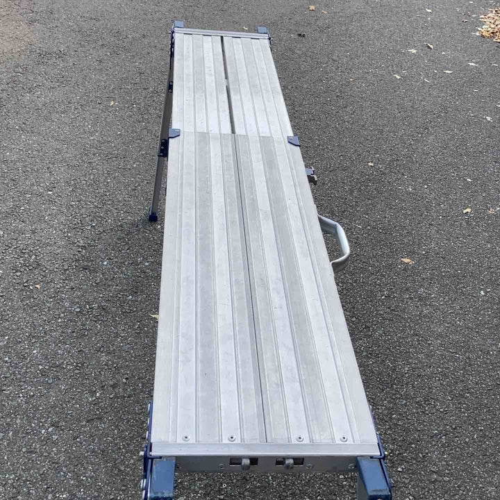 【店頭受取り限定】◇ピカ(Pica) 4脚アジャスト式天板スライド式足場台 DWV-S86A【所沢店】