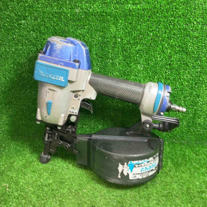 ☆マキタ(makita) 常圧エア釘打ち機 AN552【藤沢店】