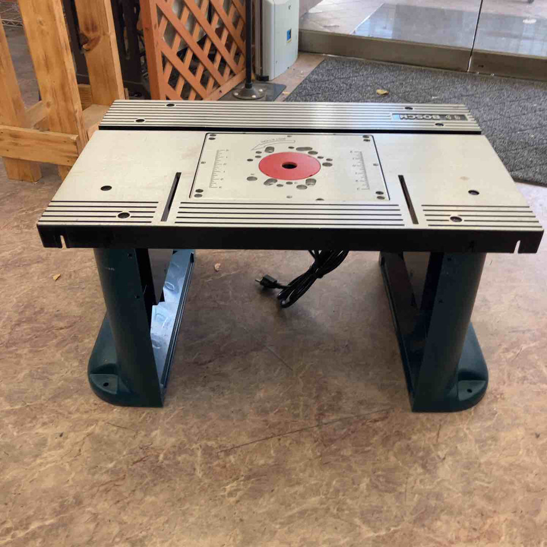 【店頭受取り限定】ボッシュ ベンチトップ ルーター テーブル RA1181　並行輸入品【所沢店】