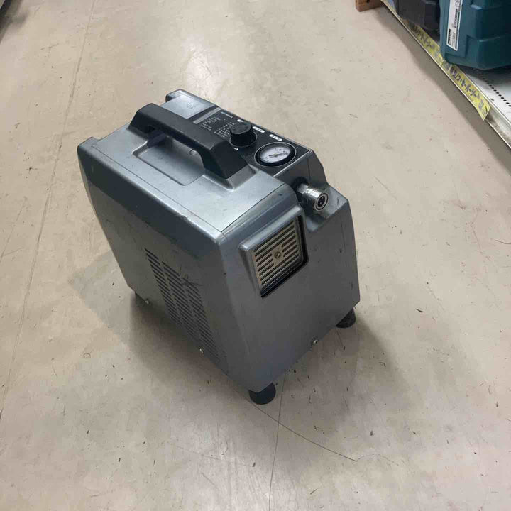 マックス エアコンプレッサ AK-602P【町田店】