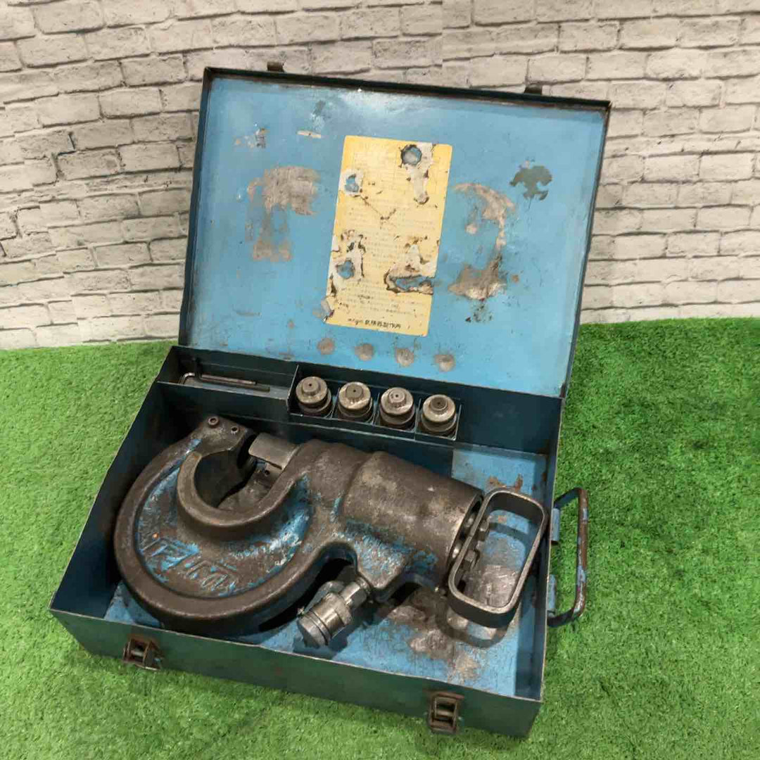 【店頭受取り限定】◇泉精器(IZUMI) 電動リモコン式油圧ポンプ R14E-F【川口店】