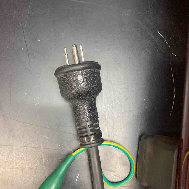 ★マックス(MAX) エアコンプレッサー AK-HL1110E2【川越店】