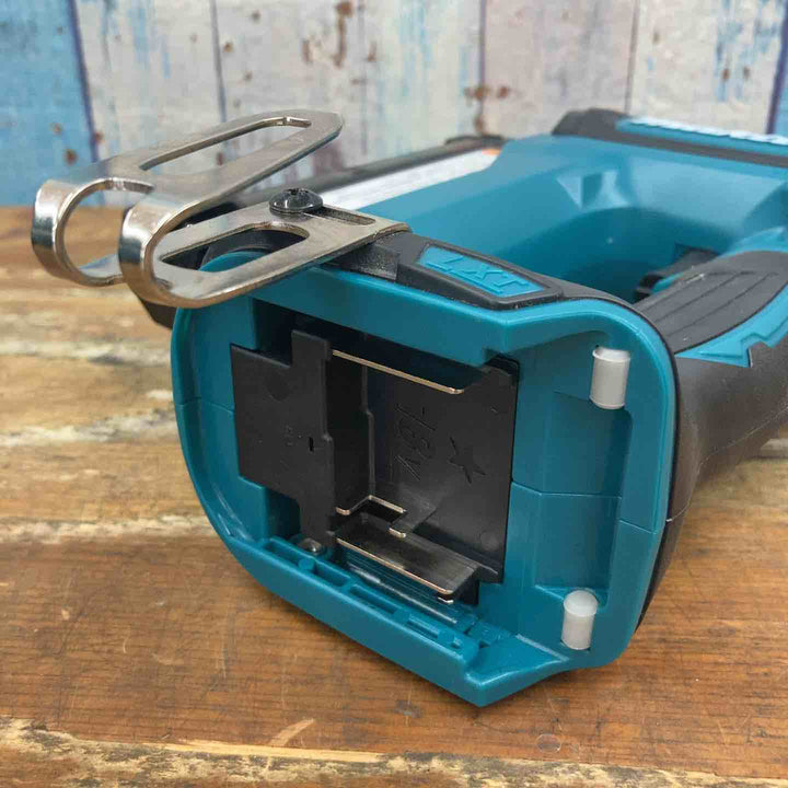 ★マキタ(makita) コードレスピンネイラ PT353DZK【柏店】