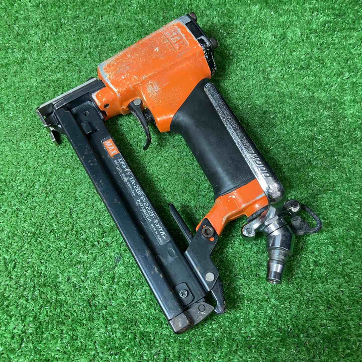 【中古品】マックス(MAX) 常圧エアタッカ F線ステープル用 (TA-20FP/222Fキュウオン) ◇ステープルおまけ付♪【岩槻店】