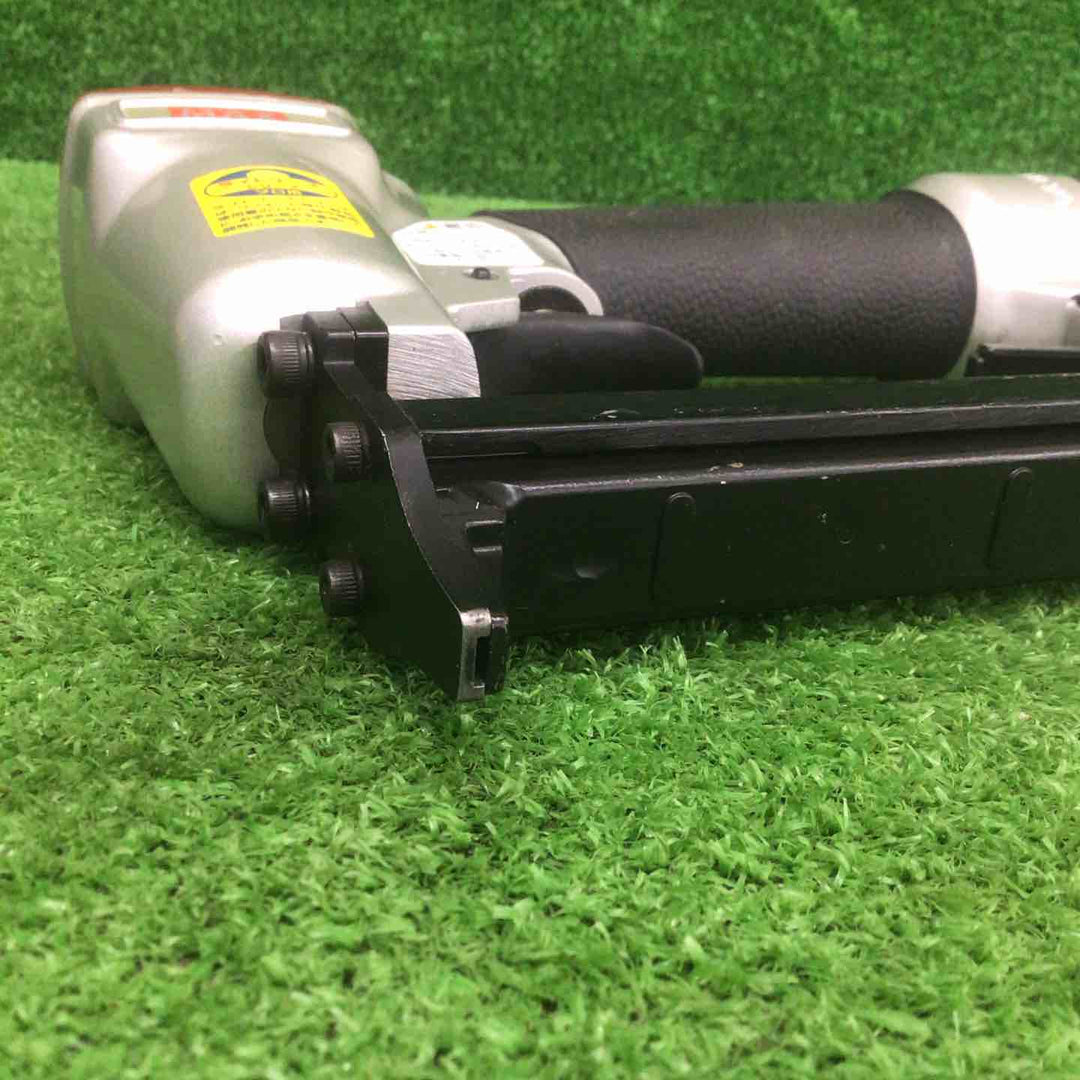 【中古品】 マックス/MAX 常圧エアタッカ TA-225LU/4J 【鴻巣店】