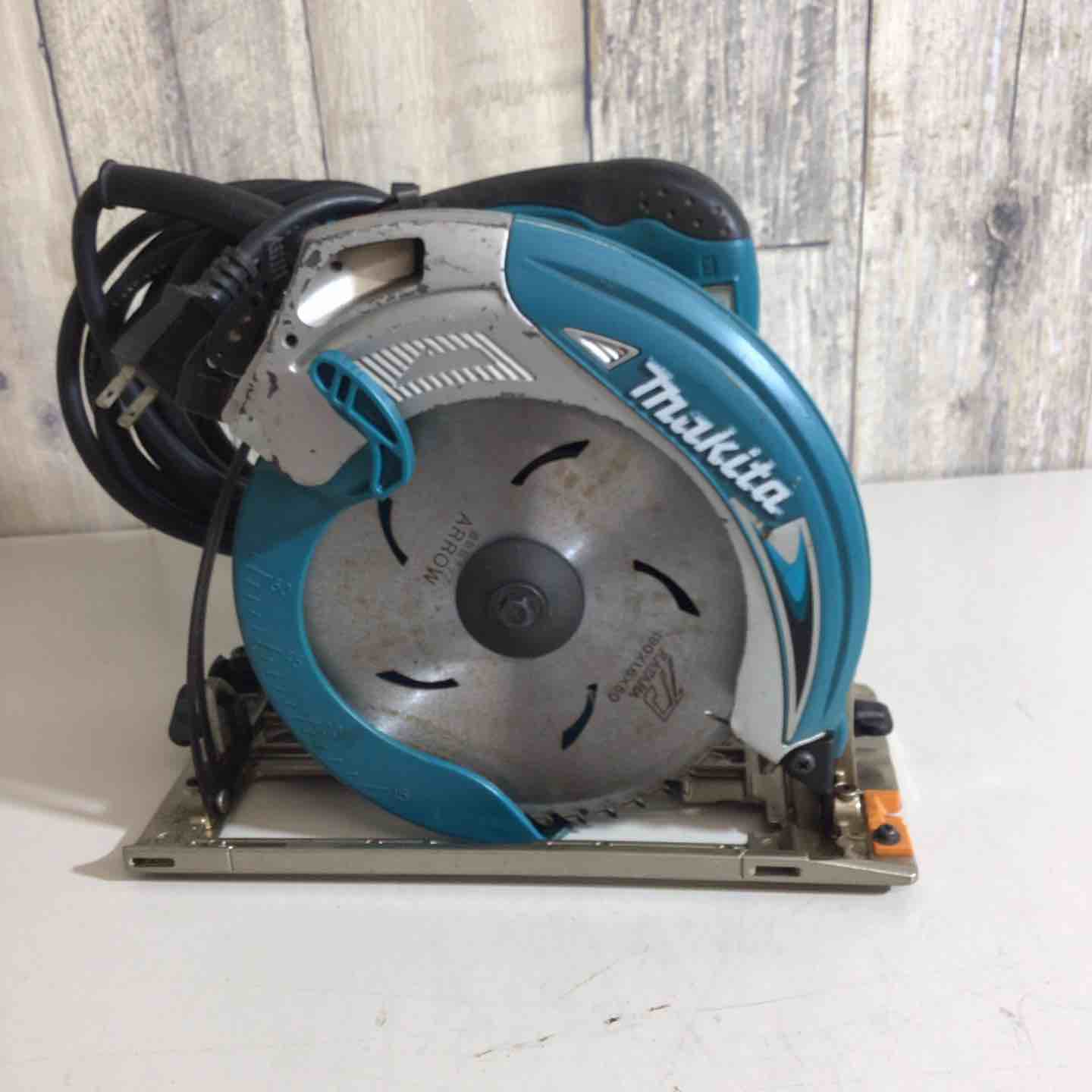 丸鋸 訳アリ マキタ 190mm 丸ノコ 5837BA マキタ 5837BA 丸鋸 訳アリ マキタ 190mm 丸ノコ 5837BA マキタ 5837BA