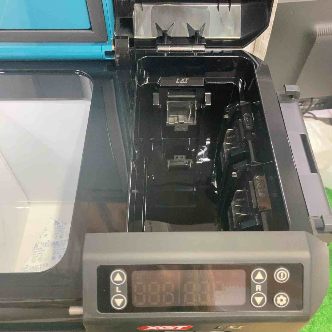★マキタ(makita) 40Vmax対応コードレス冷温庫 CW006GZ(本体のみ)【町田店】