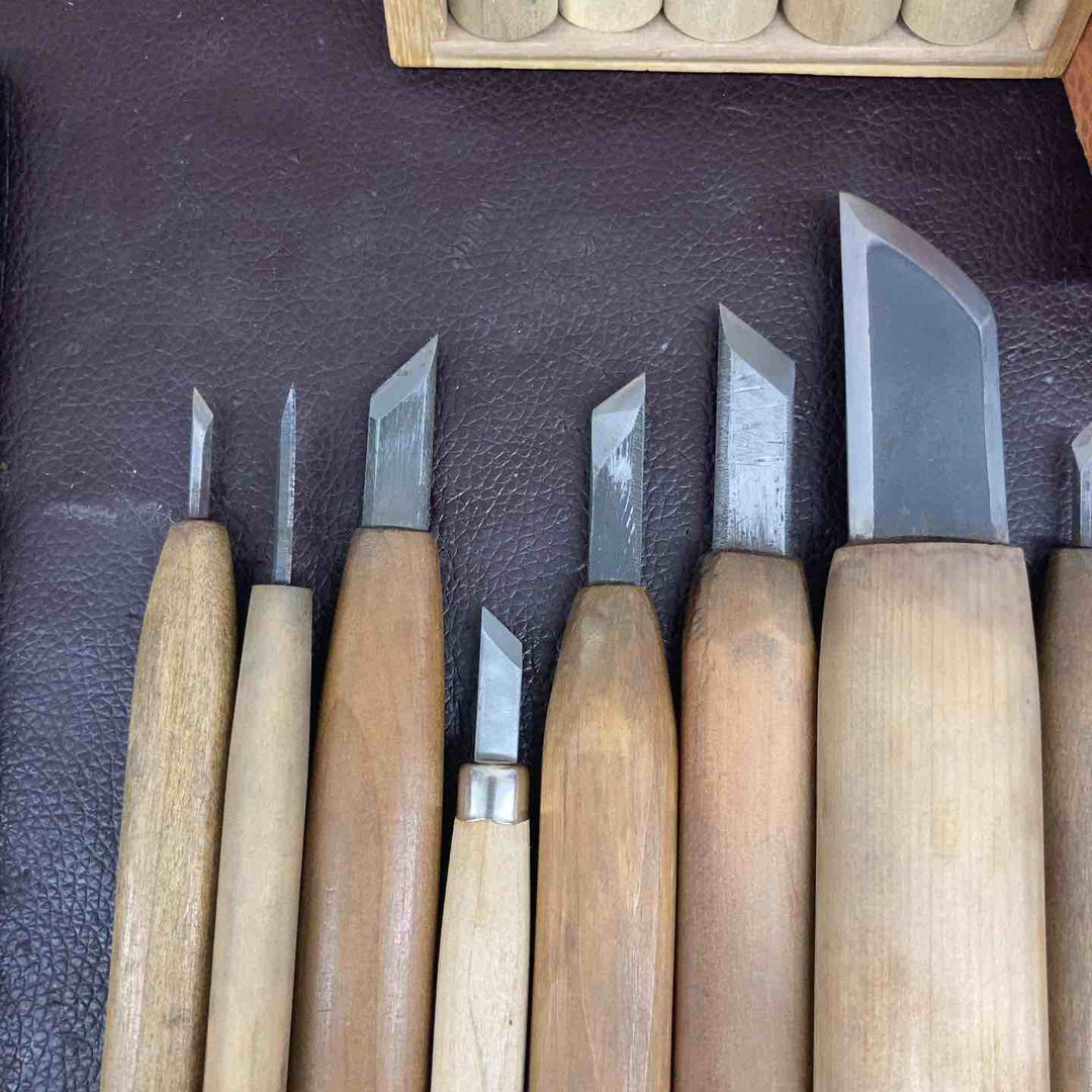 【中古品】 彫刻刀・ナイフ・砥石104点まとめ 和工具・鑿・木工 【東大和店】