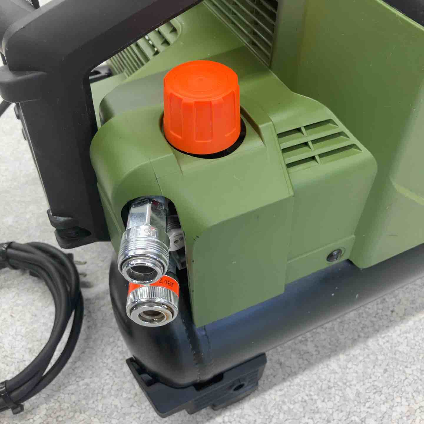 ☆マックス(MAX) エアコンプレッサー AK-HH1310E_ミリタリーグリーン