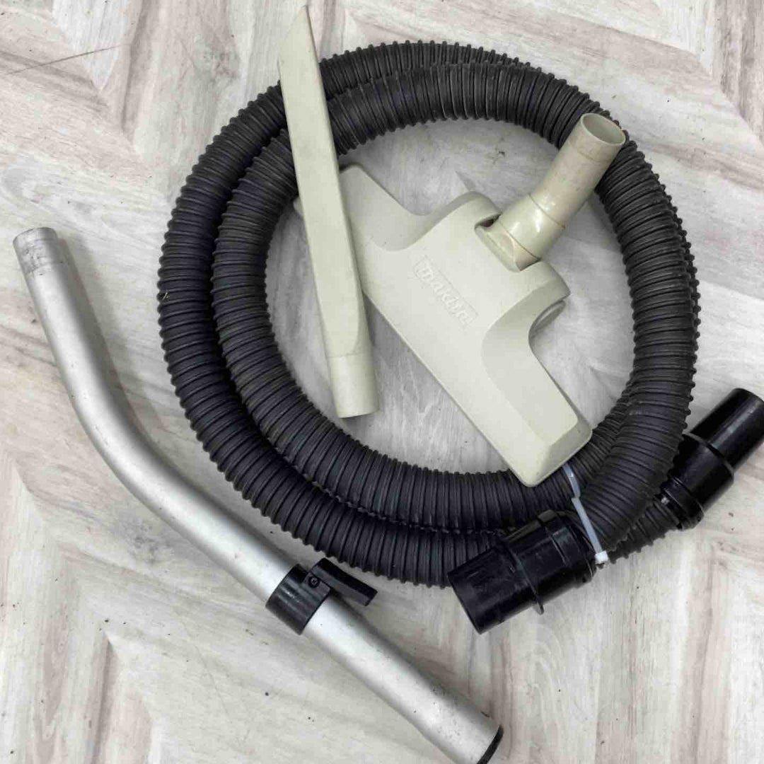 マキタ(makita) 集じん機 乾湿両用 474(P)業務用 大風量 粉塵 木くず 砂 液体 長時間 木くず 金属粉 有害 粉塵 チリ【越谷店】