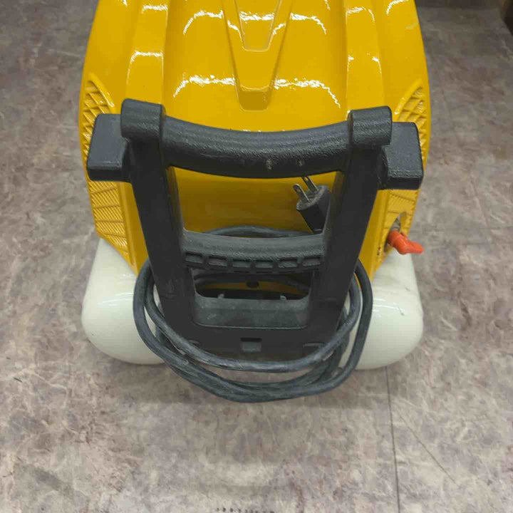 【中古】マックス(MAX) エアコンプレッサー AK-HH1270E  カバーイエロー、タンクホワイト塗装※ドレンコック不良有【所沢店】