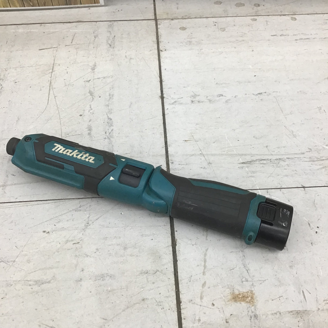 【中古品】 マキタ/makita コードレスペンインパクトドライバー TD022DSHX 【鴻巣店】