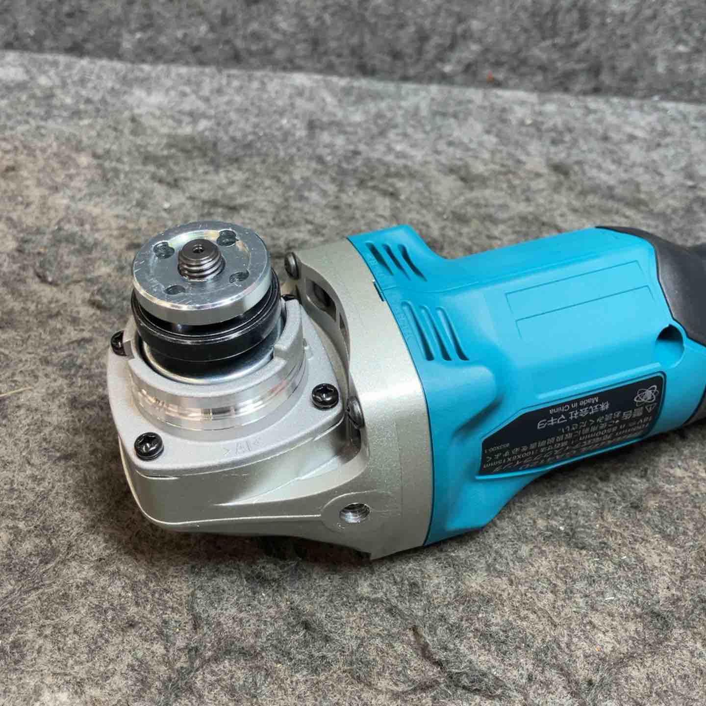 ☆マキタ(makita) 100mmコードレスディスクグラインダ GA412DZ【桶川店