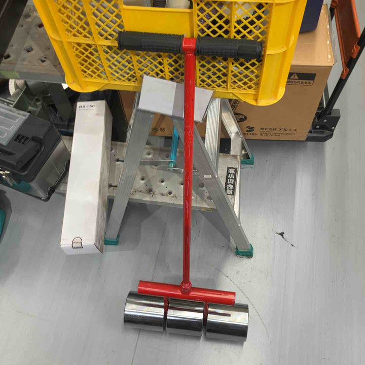 【店頭受取り限定】 リノリュームローラー 【戸田店】