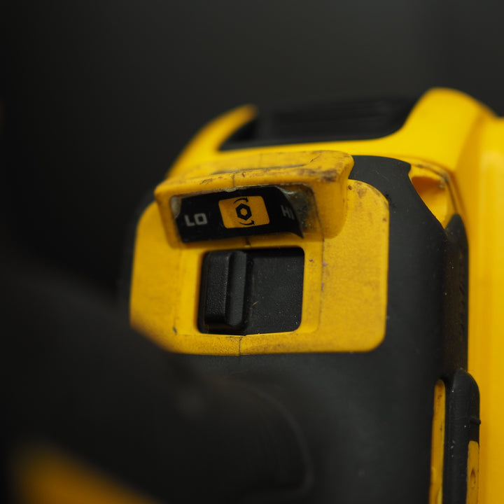 【中古品】DeWALT/デウォルト　コードレス1/2インパクトレンチ　DCF894B【鴻巣店】
