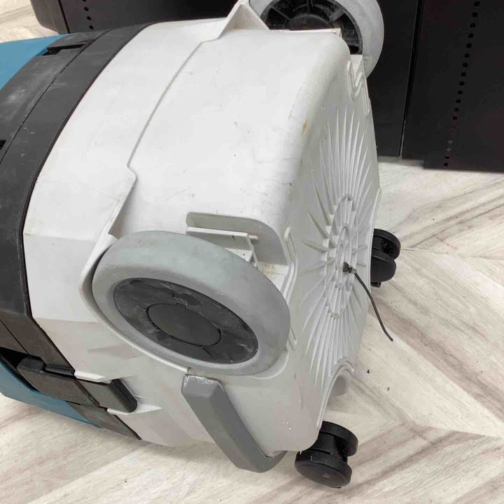 マキタ(makita) コードレス集じん機 VC002GZ 業務用 大風量 粉塵 木くず 砂 液体 長時間 木くず 金属粉 有害 粉塵 チリ 【越谷店】