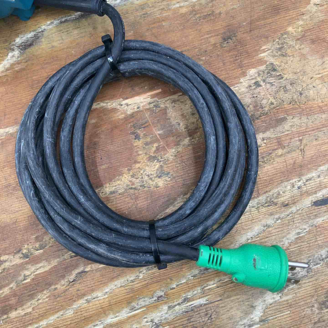 【中古品】★マキタ(makita) 小型集じん機 乾式 450(P) 100V 6.6L ダストバック【柏店】