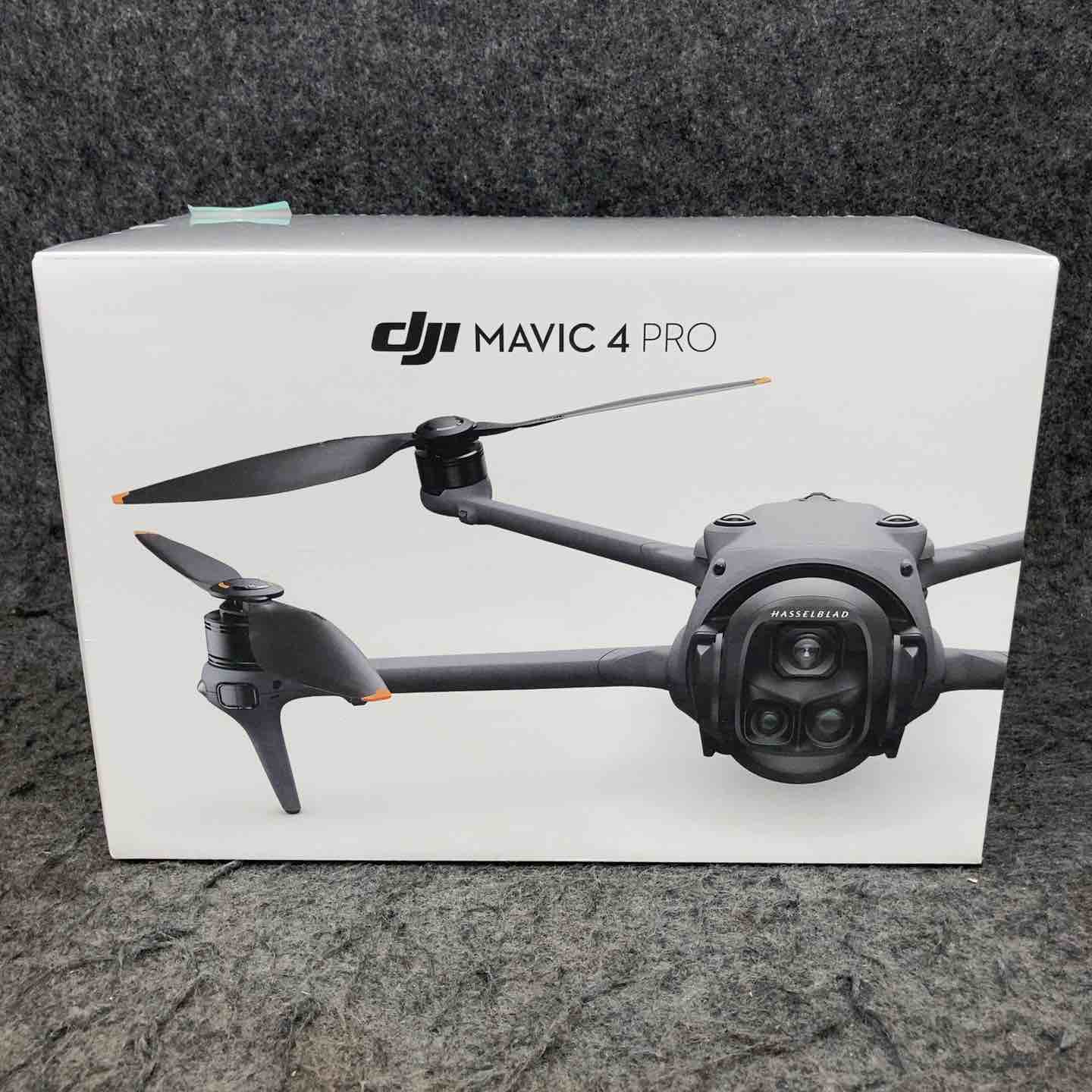【未使用品】 DJI MAVIC 4 Pro ドローン (DJI RC 2付属) 1億画素超 4/3型CMOS Hasselbladカメラ搭載 【鴻巣店】 未使用品】 DJI MAVIC 4 Pro ドローン (DJI RC 2付属) 1億画素超 4/3型