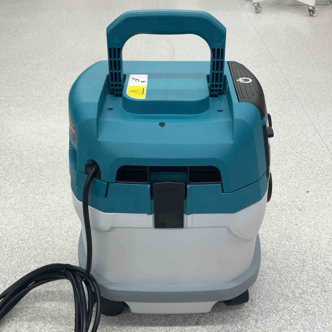 ★マキタ(makita) 15L集じん機(乾湿両用) VC1520【八潮店】