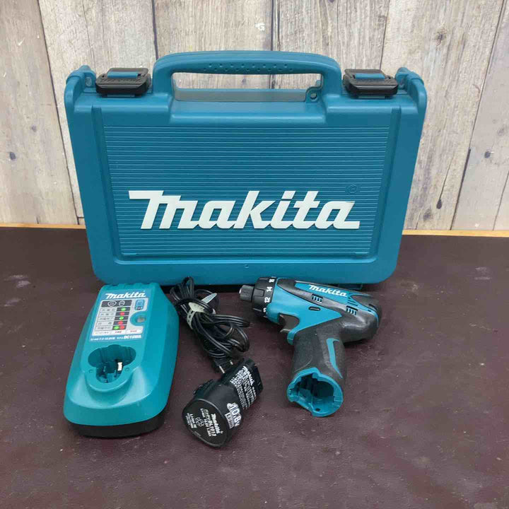 【中古美品】 マキタ(makita) コードレスドリルドライバー DF030DWX 【東大和店】