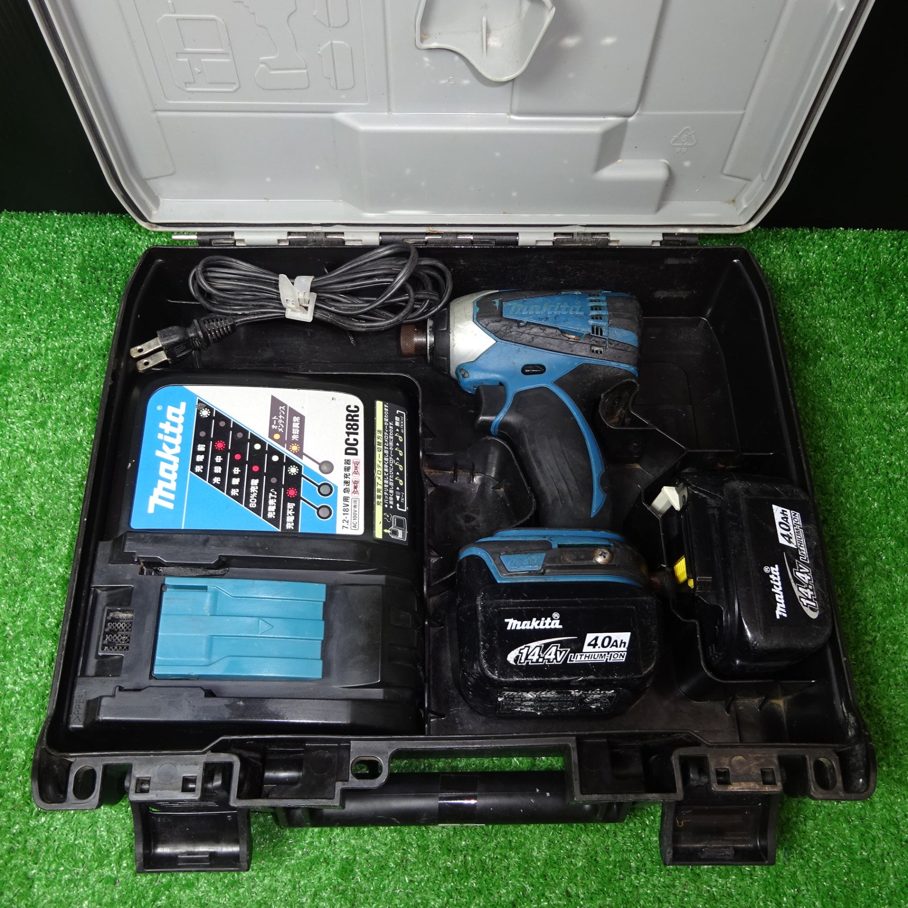 マキタ TD134DRFX電動インパクトドライバー 14.4V マキタ TD134DRFX電動インパクトドライバー 14.4V