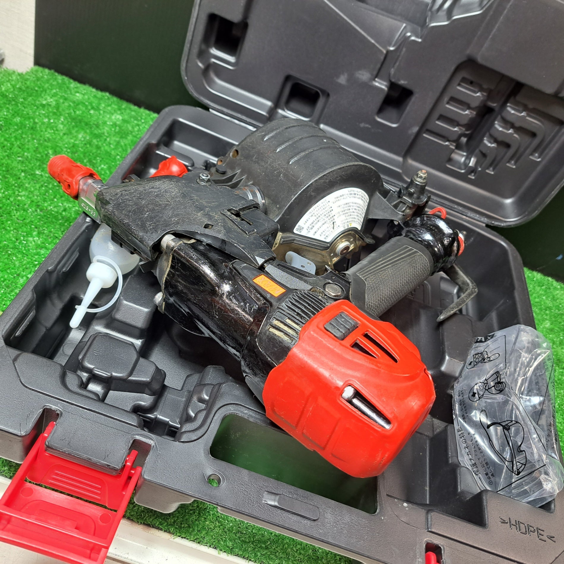 MAX HN-65FW1 高圧エア釘打ち機【野田愛宕店】【店頭取引限定】【中古