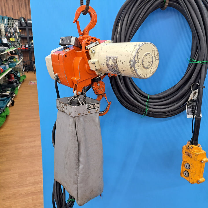 ★KITO(キトー) 電動チェーンブロック ED24ST 2速形 240kg チェーン約20m リモコンコード約17m【岩槻店】