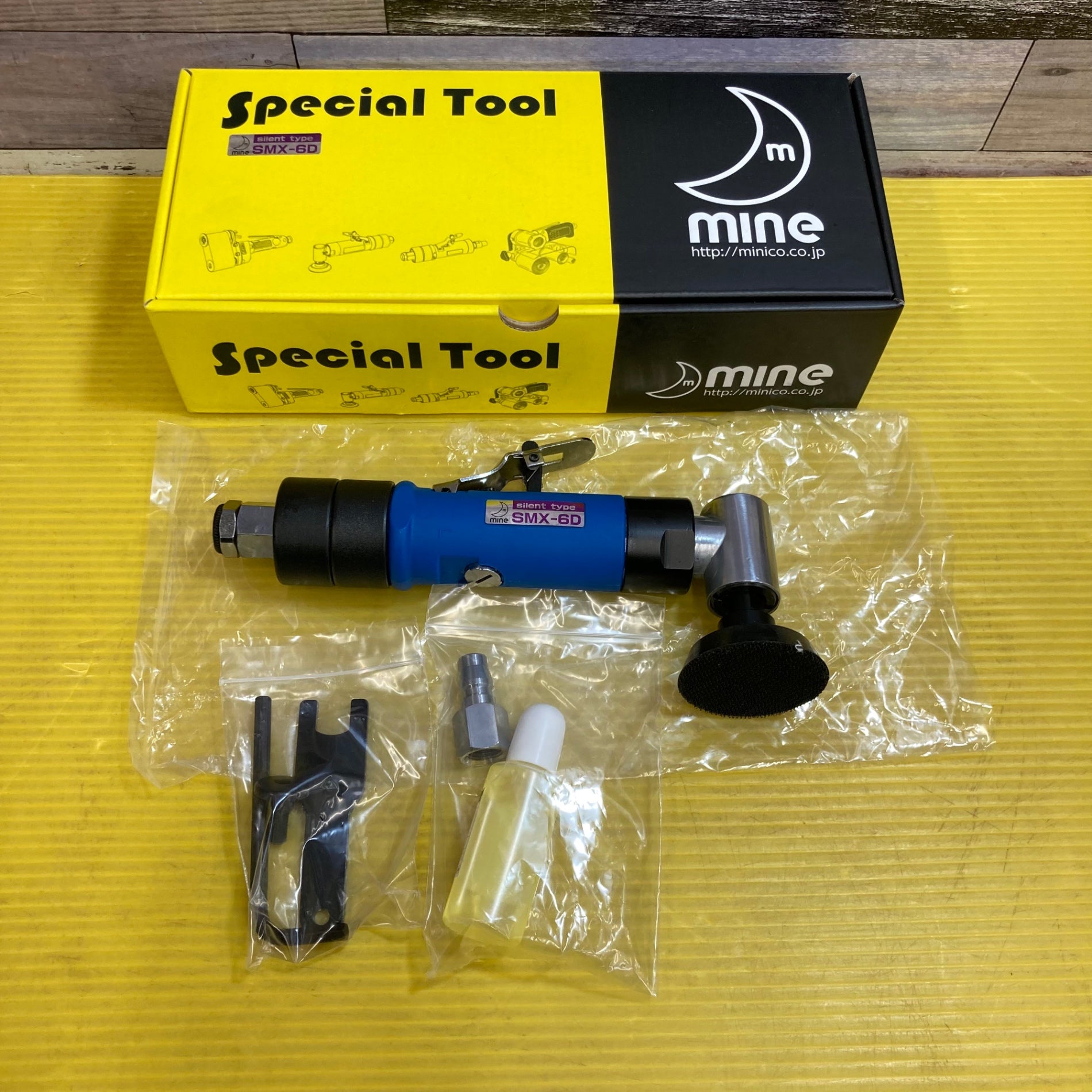 ハイド出品 Fuel Injector 8-98284393-0 095000-0660 for Isuzu Engine 4HK1