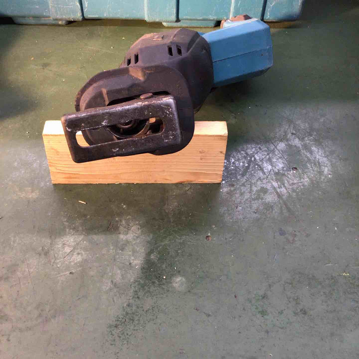 ★マキタ(makita) コードレスレシプロソー JR002GRDX【戸田店】