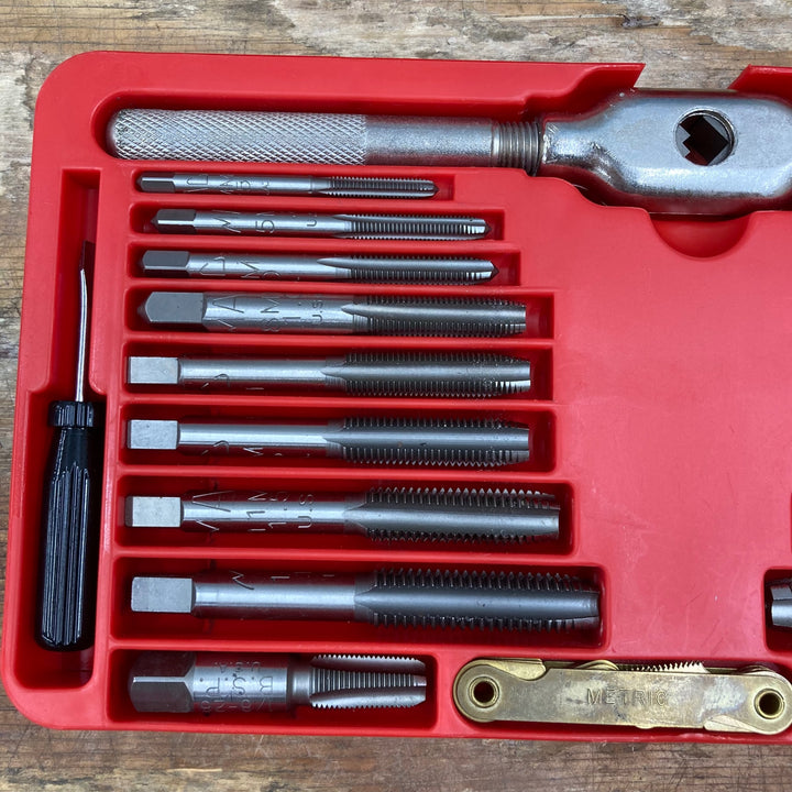 ▼マックツールズ(MACTOOLS) タップ・ダイスセット  METRIC8017TS【柏店】