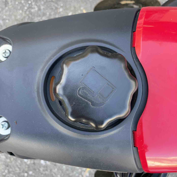 【店頭受取り限定】ヤンマー(YANMAR) ミニ耕うん機 YK301QT(標準仕様)タイヤ付き【鴻巣店】