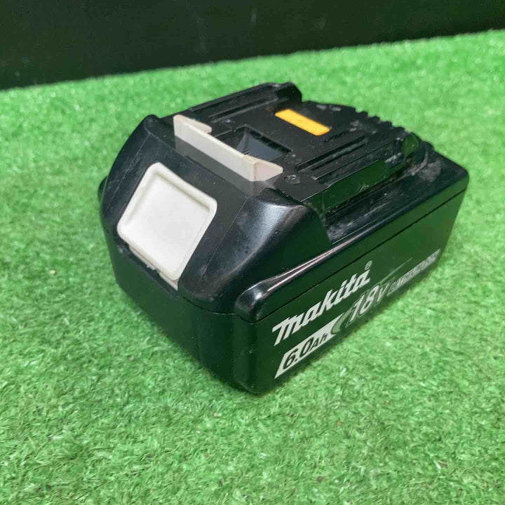 ★マキタ(makita) コードレス真空ポンプ VP180DZ 18V6.0Ahバッテリー付き【岩槻店】