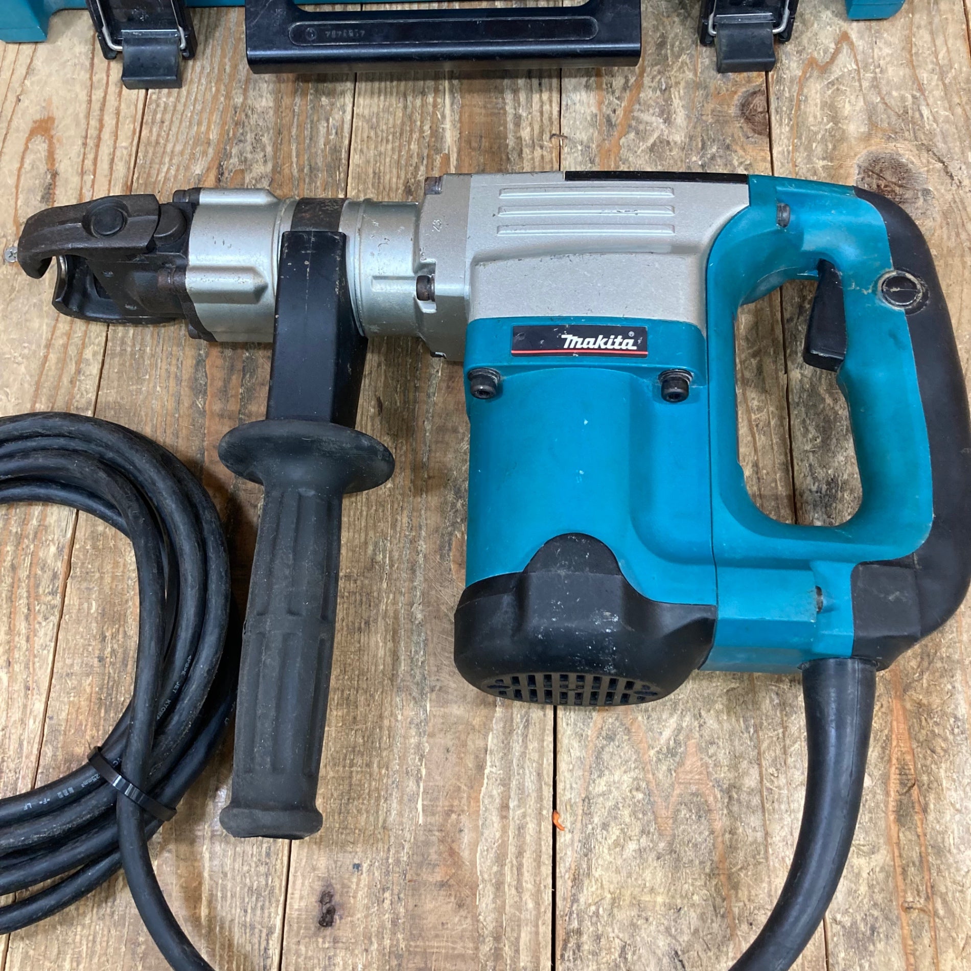 ☆マキタ(makita) 電動ハンマ HM0830【所沢店】 – アクトツール