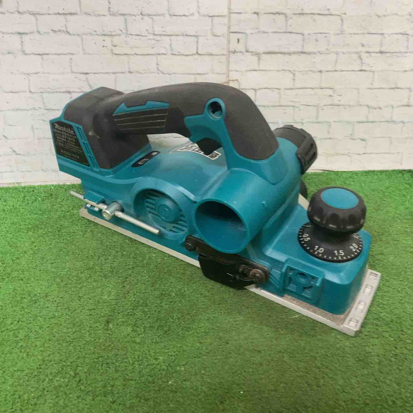 ☆マキタ(makita) 82mmコードレスカンナ KP181DZ【町田店】 – アクト