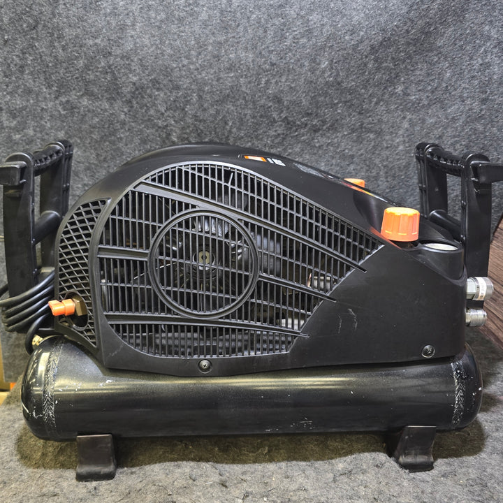 【中古品】マックス(MAX) エアコンプレッサー AK-HH1270E_ブラック【桶川店】