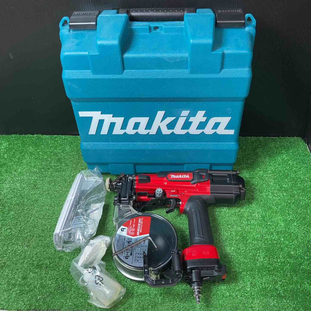 ★マキタ(makita) 高圧エアネジ打ち機 AR320HR【岩槻店】