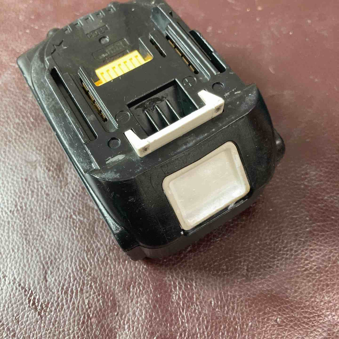 【中古品】マキタ(makita) コードレスハンマドリル HR242DZK バッテリー 充電器付属【東大和店】