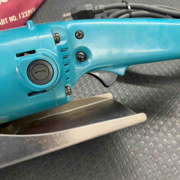 ◇マキタ(makita) 110mmコンクリートカンナ PC1100【鴻巣店】