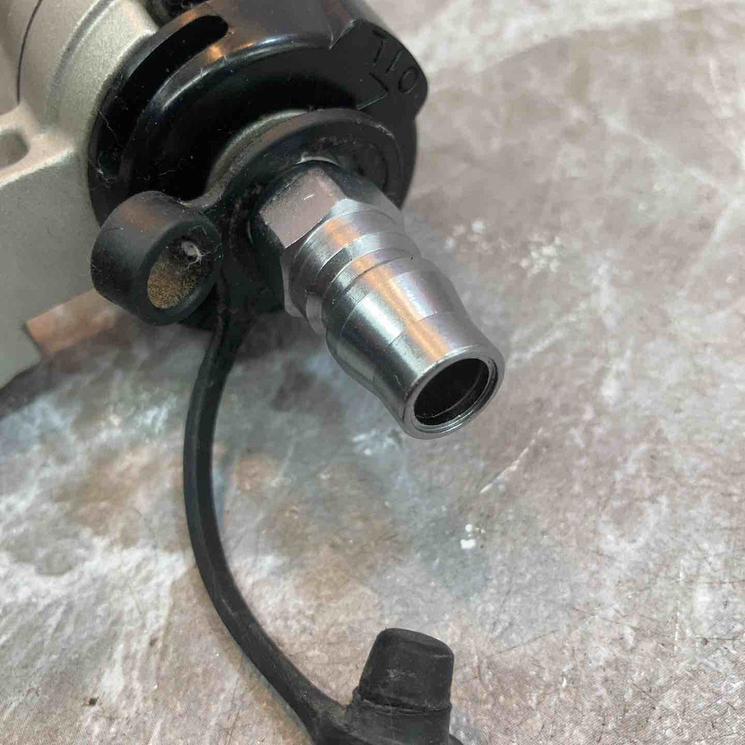 ◇マキタ(makita) 常圧エアタッカ 10mm AT1025AK【八潮店】