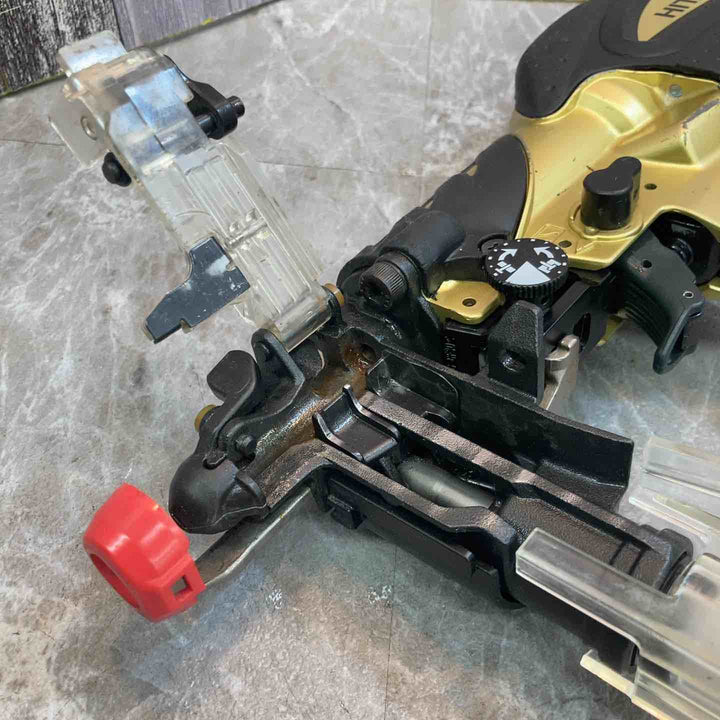 【中古品】★ハイコーキ　HIKOKI 高圧エアネジ打ち機 WF4H2 本体のみ【八潮店】