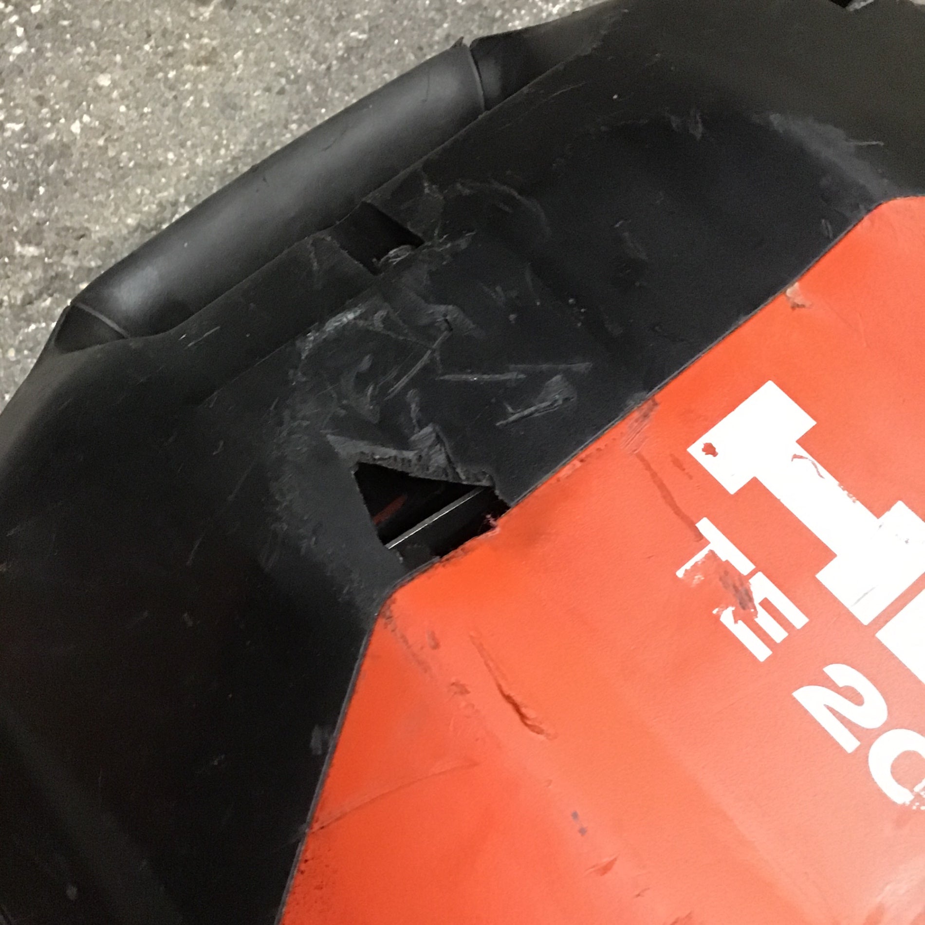 中古品・店頭受取り限定】 ヒルティ (HILTI) 電動ブレーカー 中古品・店頭受取り限定】 ヒルティ (HILTI) 電動ブレーカー