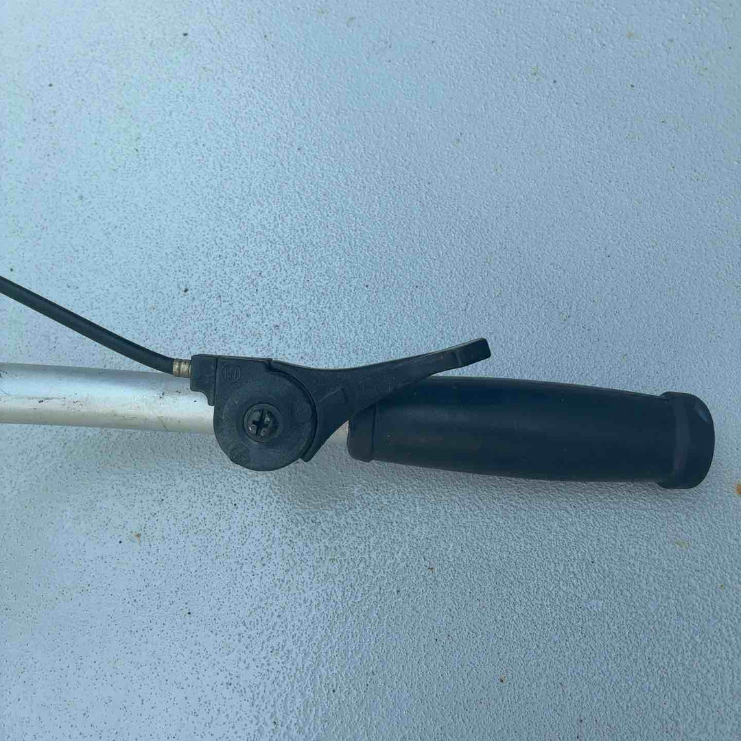 【店頭受取り限定】マキタ(makita) エンジン刈払機 MEM264【藤沢店】