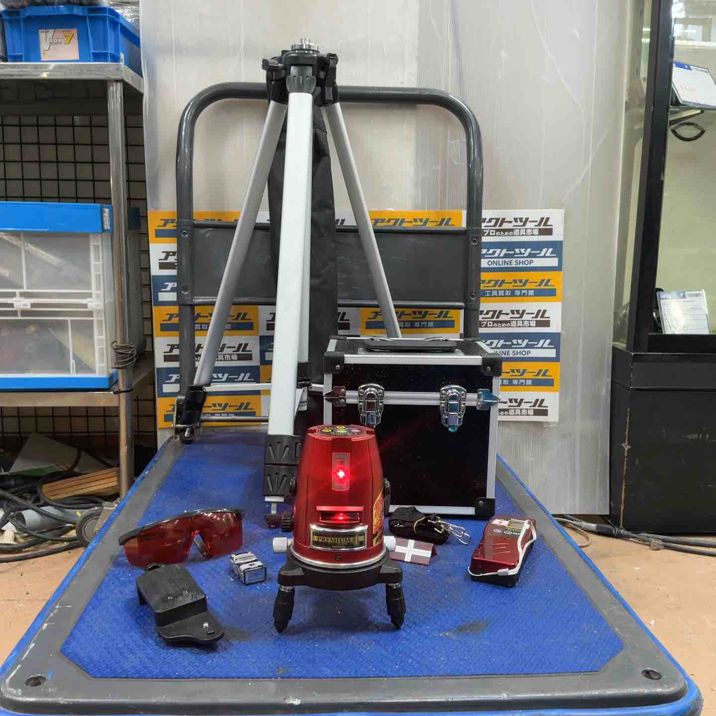 ◇山真製鋸(YAMASHIN) レーザー墨出し器 PM-4 矩・横【草加店