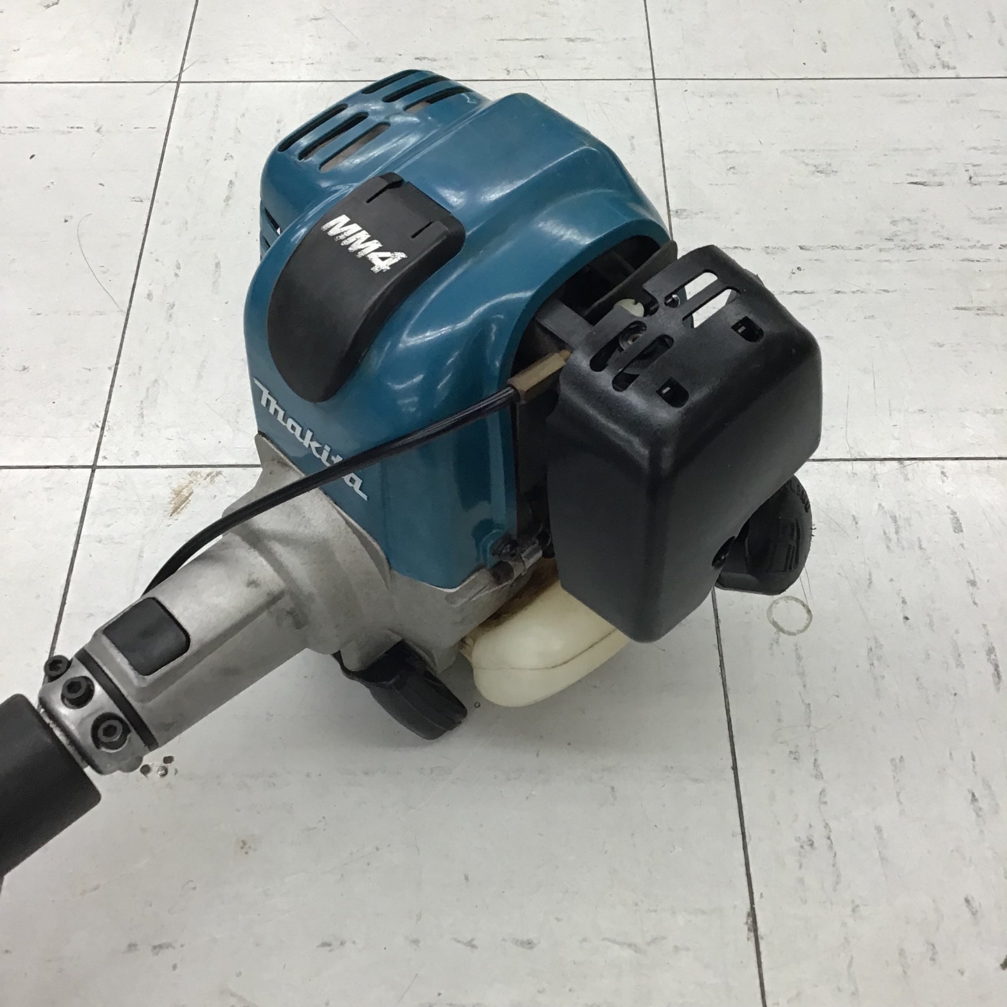 店頭引き取り限定】 ◎メンテ済み◎ マキタ/makita エンジン刈