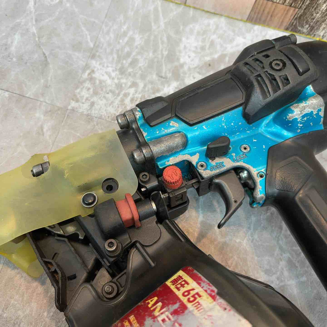 ★マキタ(makita) 高圧エア釘打ち機 AN633H【八潮店】