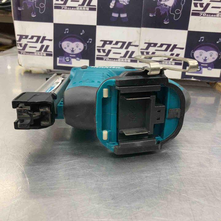 ◇マキタ(makita) コードレスタッカー ST420DZ 本体のみ。14.4V3.0Ahバッテリーのみ使用可【所沢店】