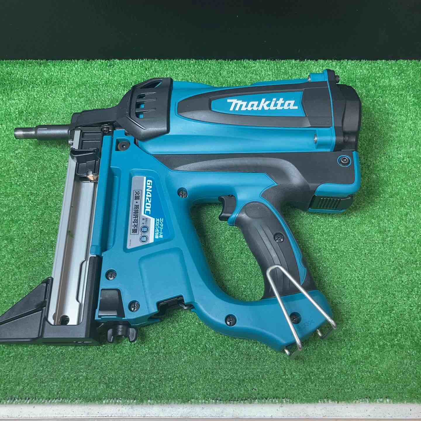 中古品】☆マキタ(makita) コードレスコンクリート用ガスピン打ち機